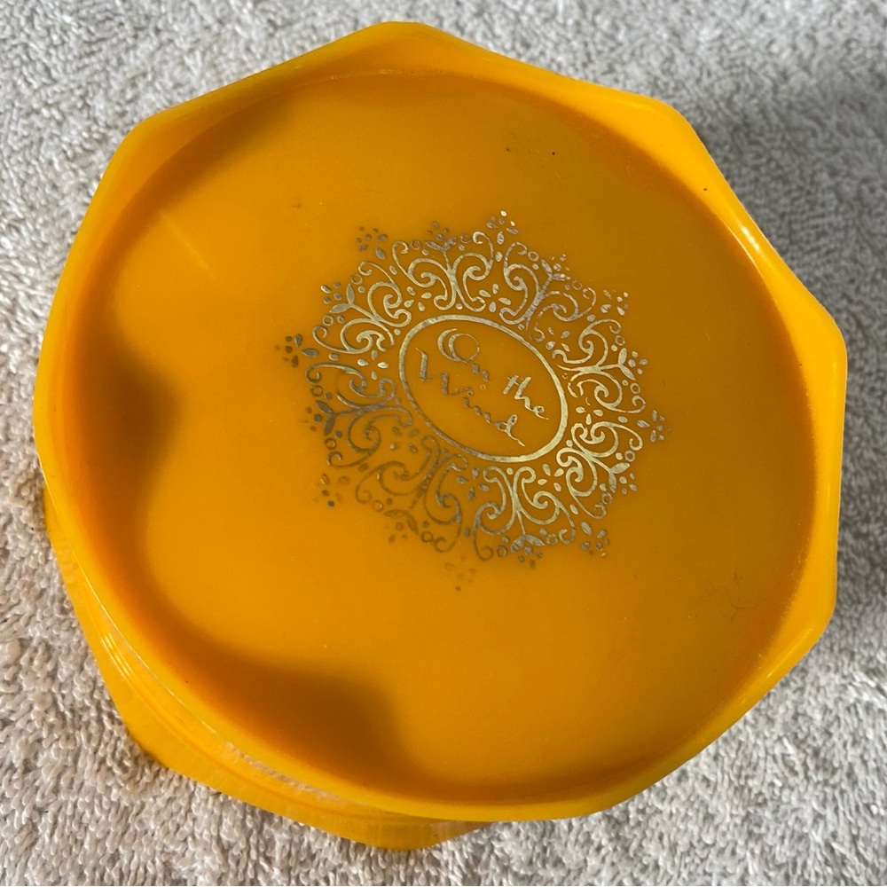 Vintage Bourjois On The Wind Bath Powder With Puff Applicator